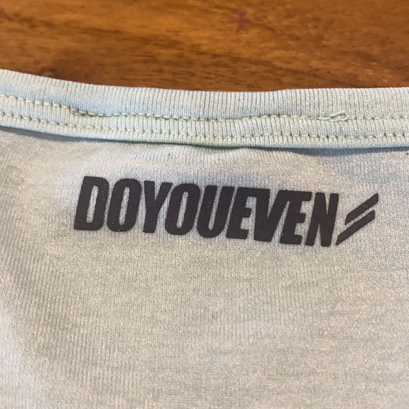 DOYOUEVEN Crop Top - Picture 4 of 5